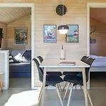 Dom wakacyjny Pet Friendly In With Kitchen
