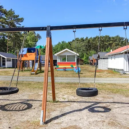 Pet Friendly In With Kitchen Holiday home *